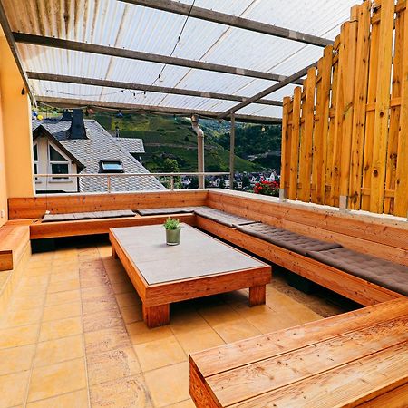 Chill Out Area, Grandiose Aussicht, Haengematte, Smart Tv, Netflix Apartman Zell an der Mosel Kültér fotó