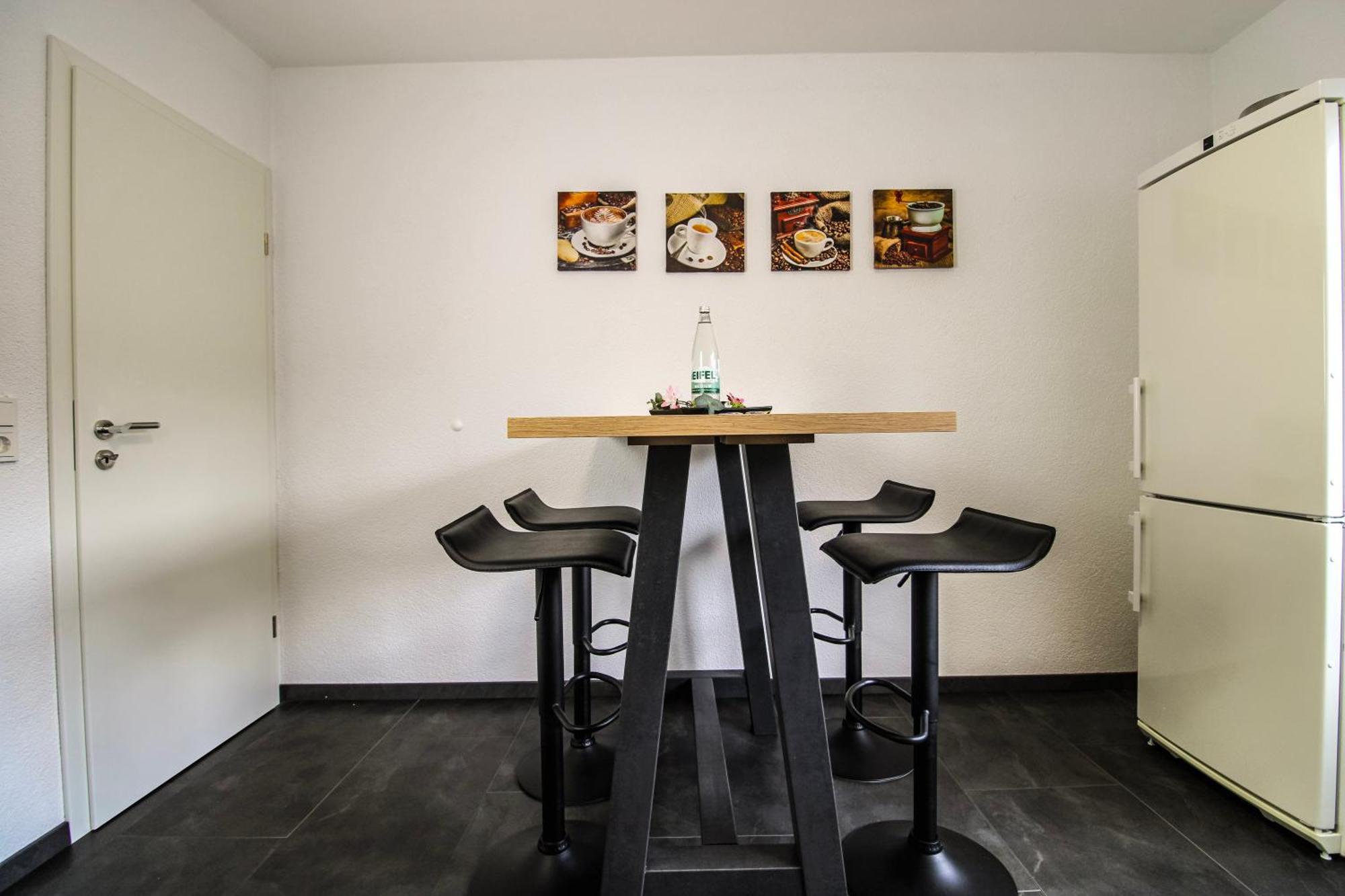 Chill Out Area, Grandiose Aussicht, Haengematte, Smart Tv, Netflix Apartman Zell an der Mosel Kültér fotó