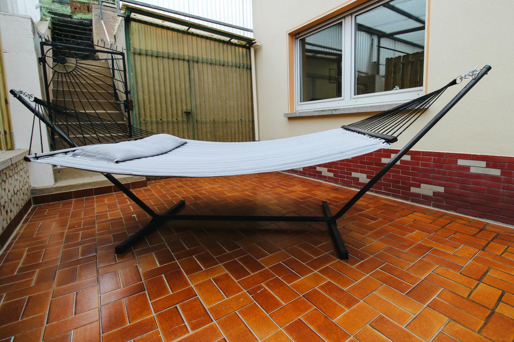 Chill Out Area, Grandiose Aussicht, Haengematte, Smart Tv, Netflix Apartman Zell an der Mosel Kültér fotó